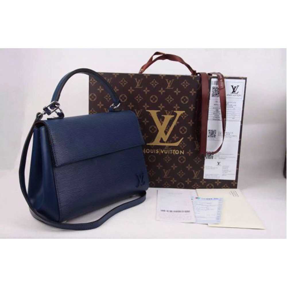 Louis Vuitton Replica CLUNY BB EPI LEATHER HANDBAG Blue M41312