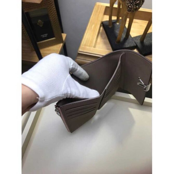 Louis Vuitton Replica Capucines Compact Wallet M62156 Magnolia