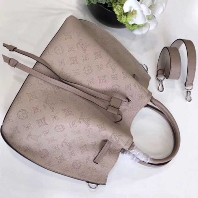 Louis Vuitton Replica Girolata Mahina Drawstring Bag M54403 Galet 2018