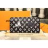 Louis Vuitton Replica M63875 LV Replica Transformed Monogram canvas Zippy Wallet Black