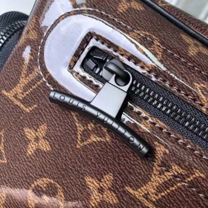 Louis Vuitton Replica Men’s Camera Bag M43884 Monogram Glaze Coated Canvas 2018