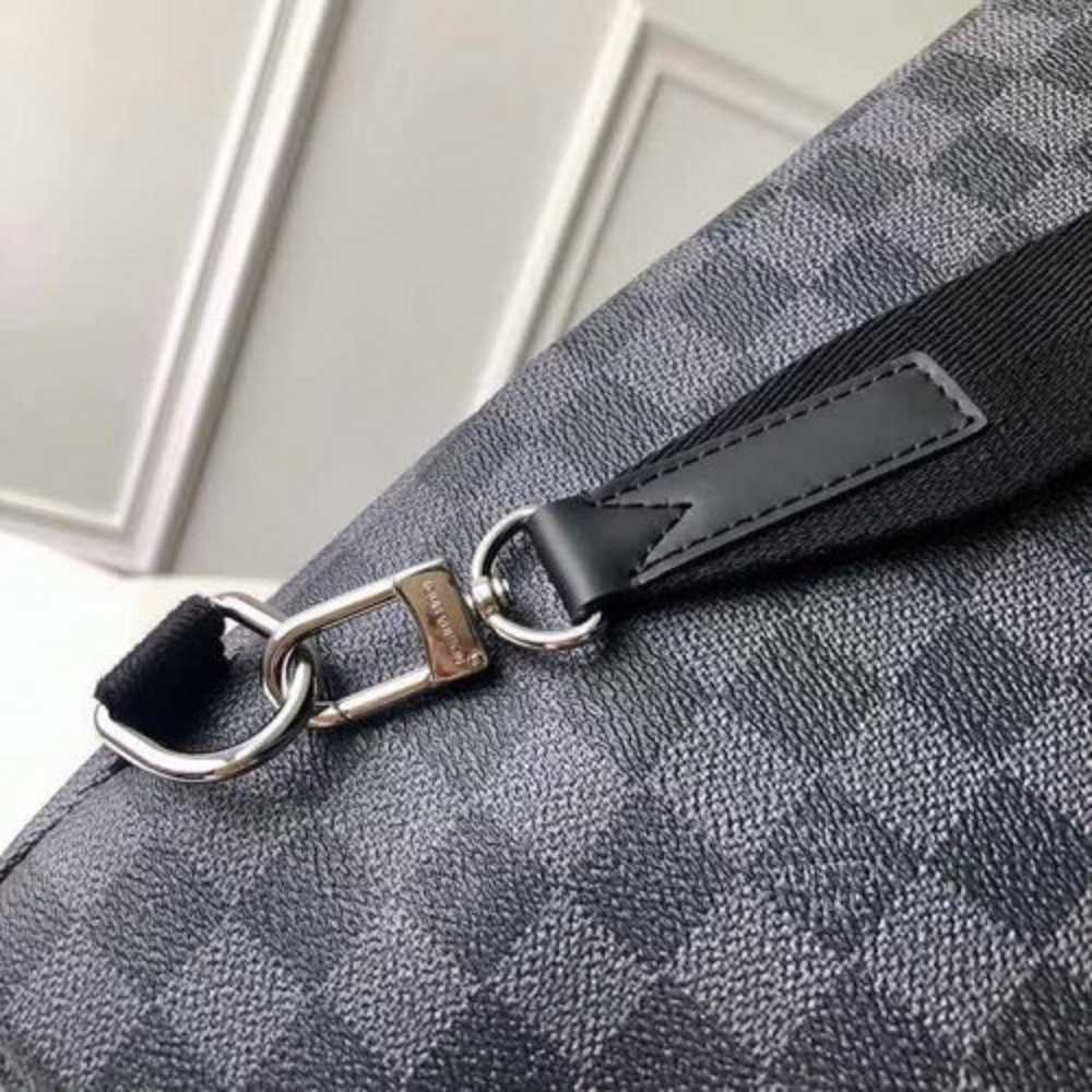 Replica Louis Vuitton N41719 Avenue Sling Bag Damier Graphite