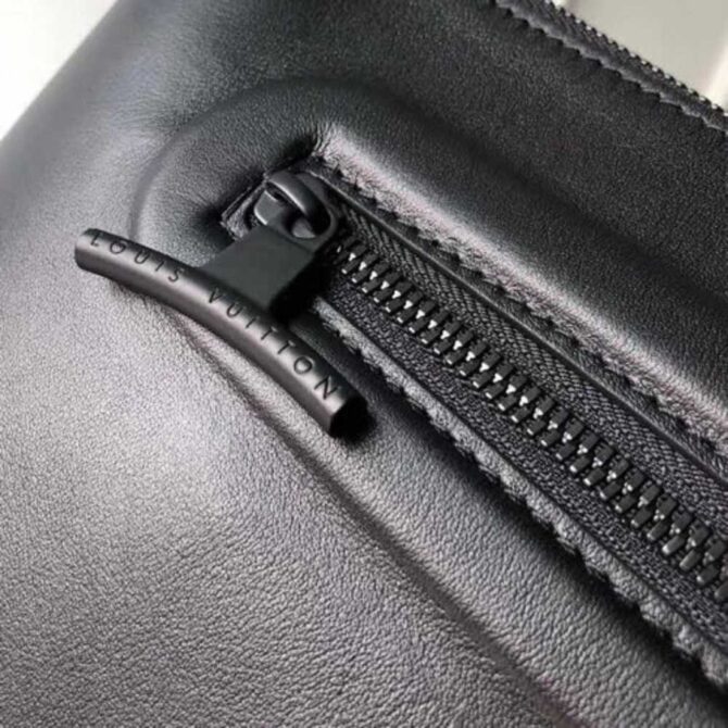 Louis Vuitton Replica Men’s Pochette Cosmos Clutch M63268 Black 2018