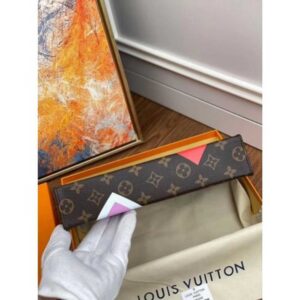 Louis Vuitton Replica Monogram canvas  Game On Toiletry Pouch 26 M80282