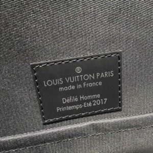 Louis Vuitton Replica Original Leather Lion Print  Men’s Shoulder Bag M54248 Black 2017