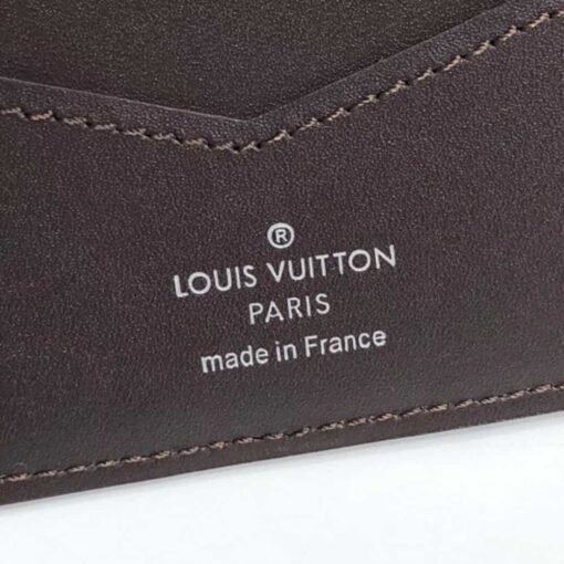 Louis Vuitton Replica Utah Leather Passport Cover M64137