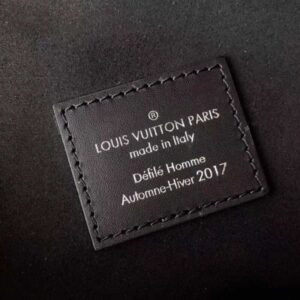 Louis Vuitton Replica x Supreme Epi Leather Waist Bag Black 2018